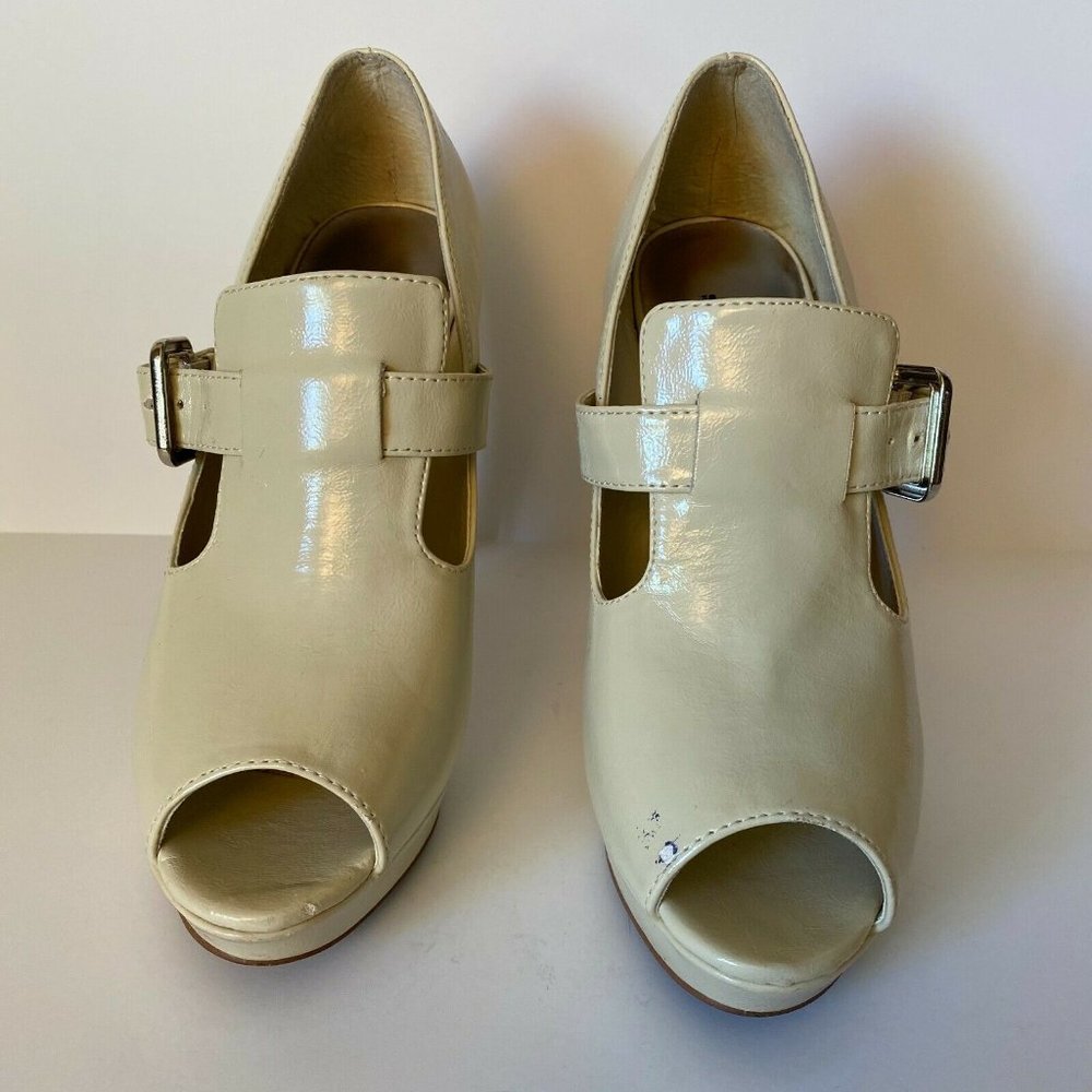 JENNIFER LOPEZ WOMENS OFF WHITE HEEL PUMP SIZE 7.5